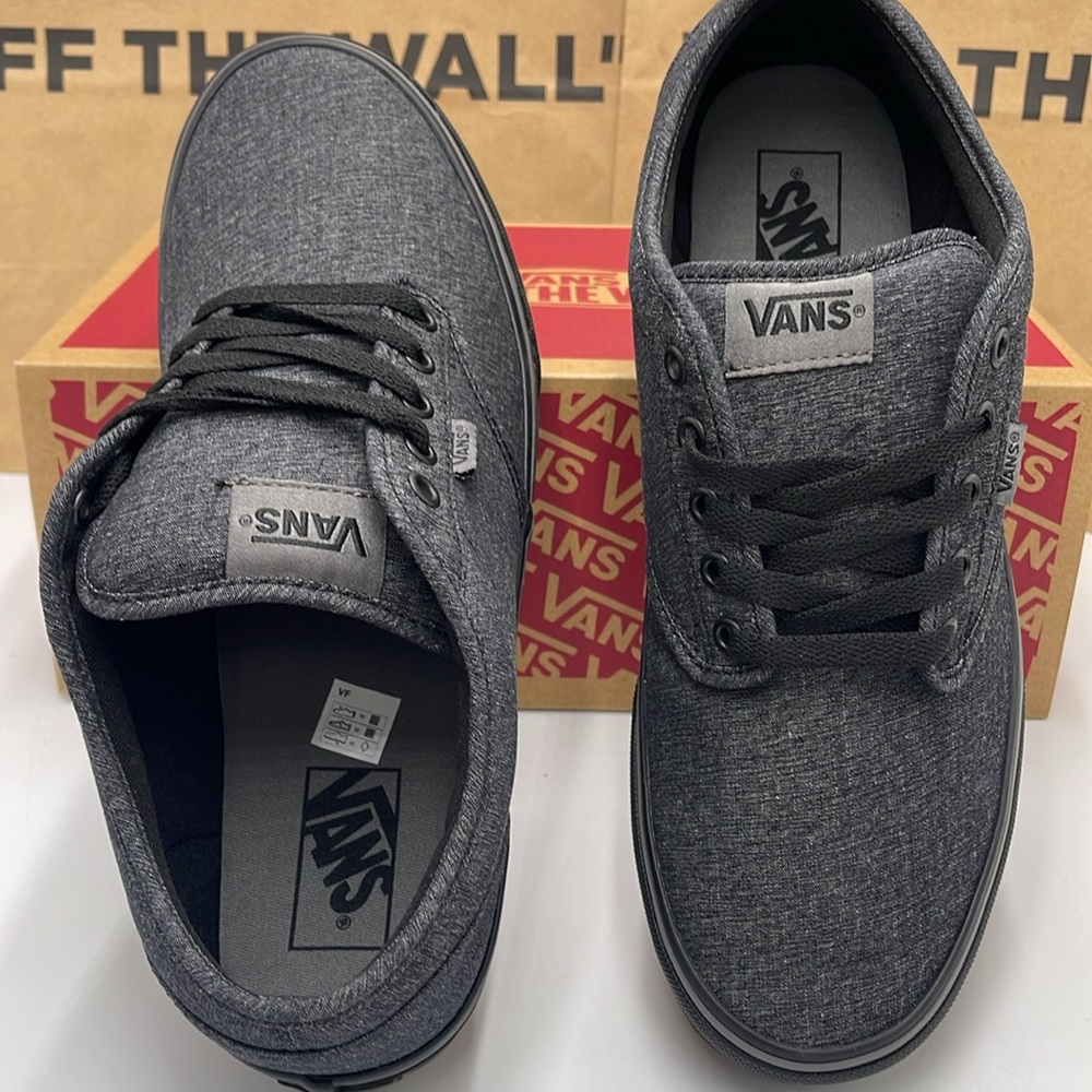Vans Men’s Low-Top Sneakers Canvas Upper Atwood
(Varsity Textile) Black/Pewter - Picture 13 of 16